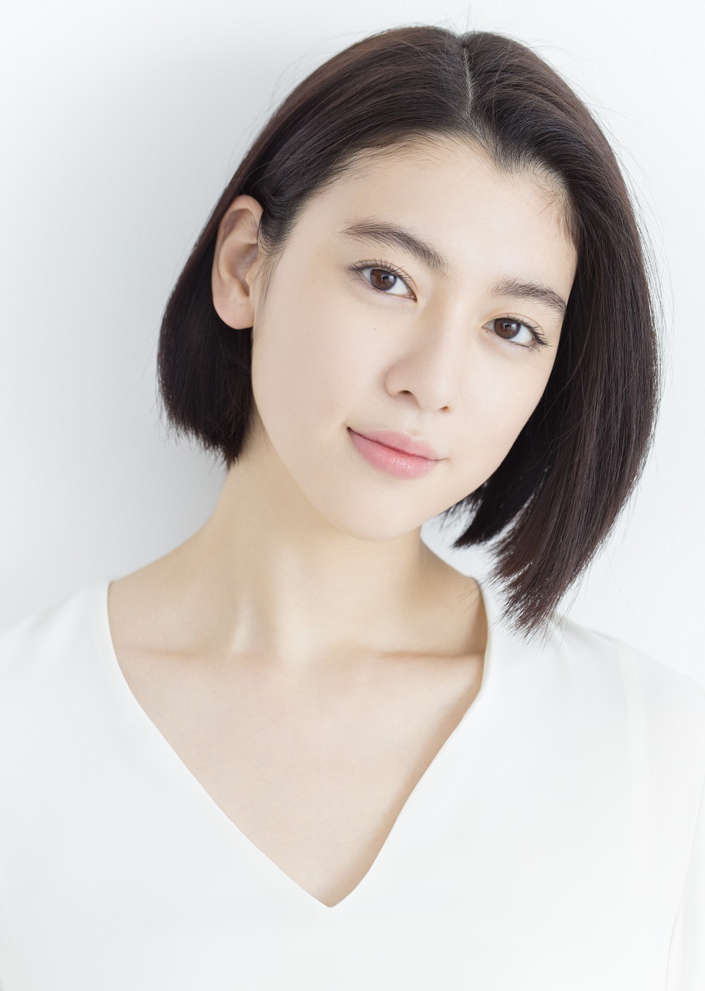 三吉彩花图册 360百科