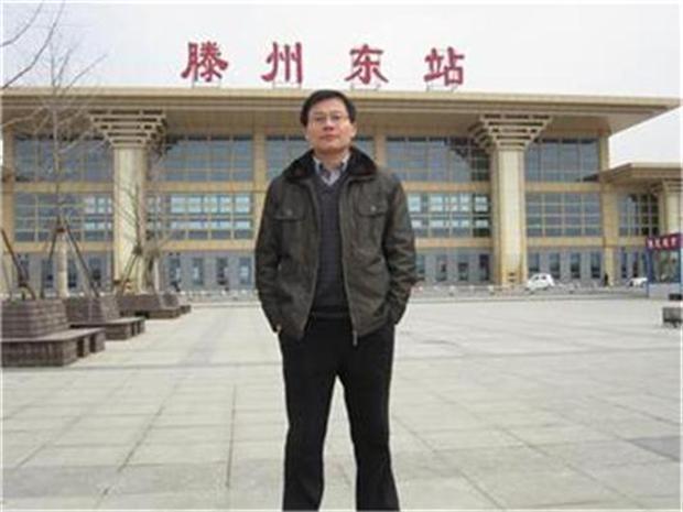 王华伟图册_360百科