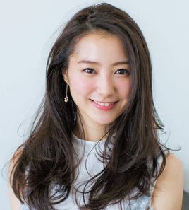 高田里穗图册_360百科