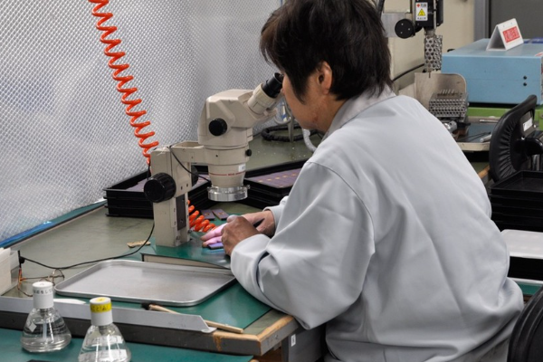 芯片的制作流程及原理