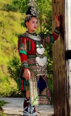 侗族服饰图册_360百科