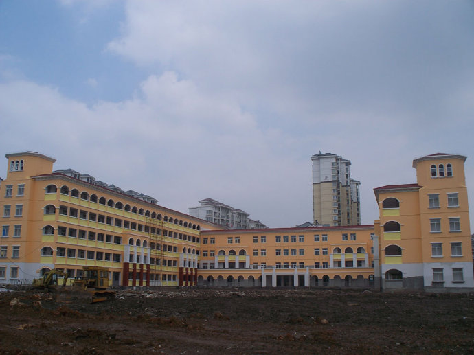 武汉市第十三中学图册_360百科