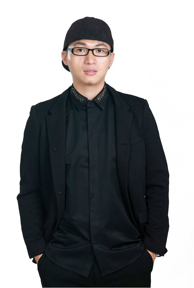 刘强图册_360百科