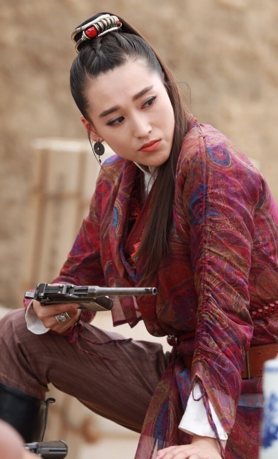 颂扬人性的光芒