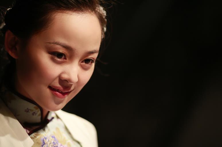 缪婷茹图册_360百科