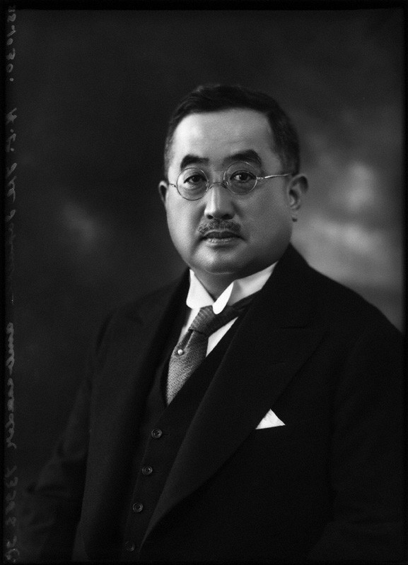 松平恒雄图册_360百科