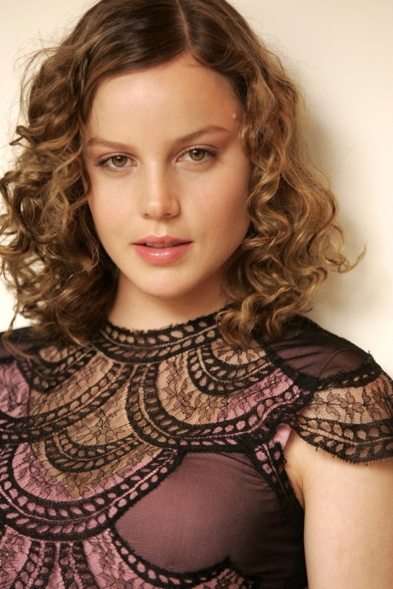 艾比·考尼什图册