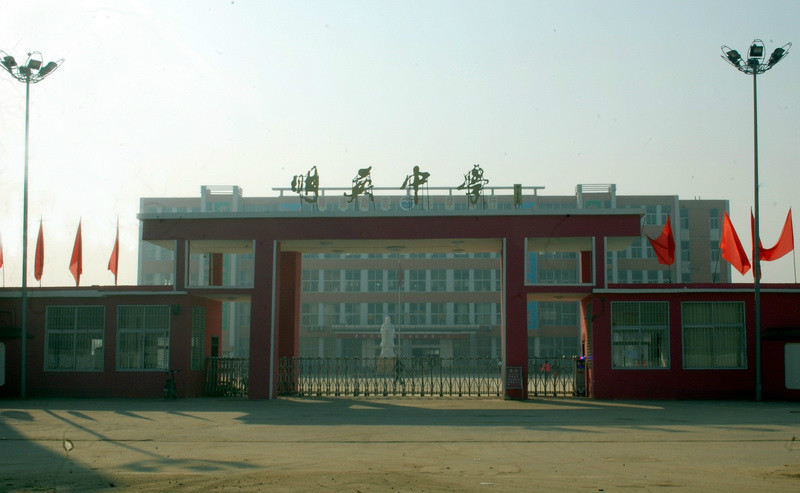新蔡县明英中学：一所县域民办中学的办学逻辑与择校观察