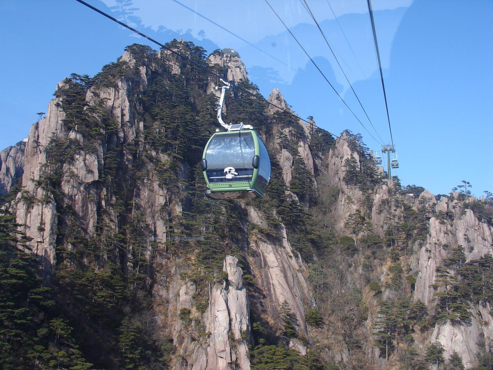 坐上黄山的缆车，你就可以前往一个逍遥和美丽的世界|缆车|黄山|云谷索道_新浪新闻