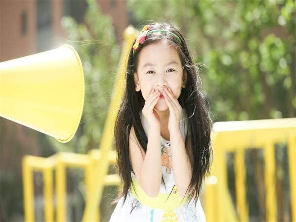 带三点水女孩的名字 2014年谢姓女孩取名带三点水的好名字