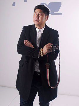 刘强图册_360百科