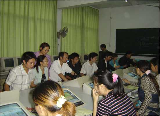回龙镇中心小学图册_360百科