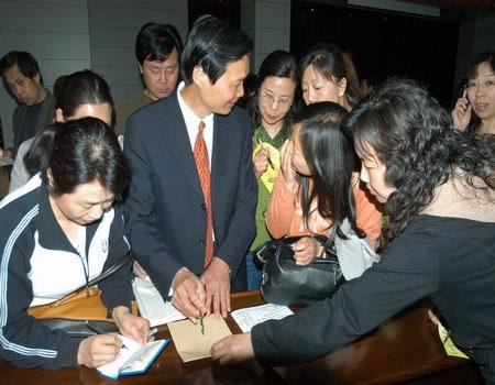 专业解读:如何优化服务器续保费用策略 (如???)-虎跃云资讯网
