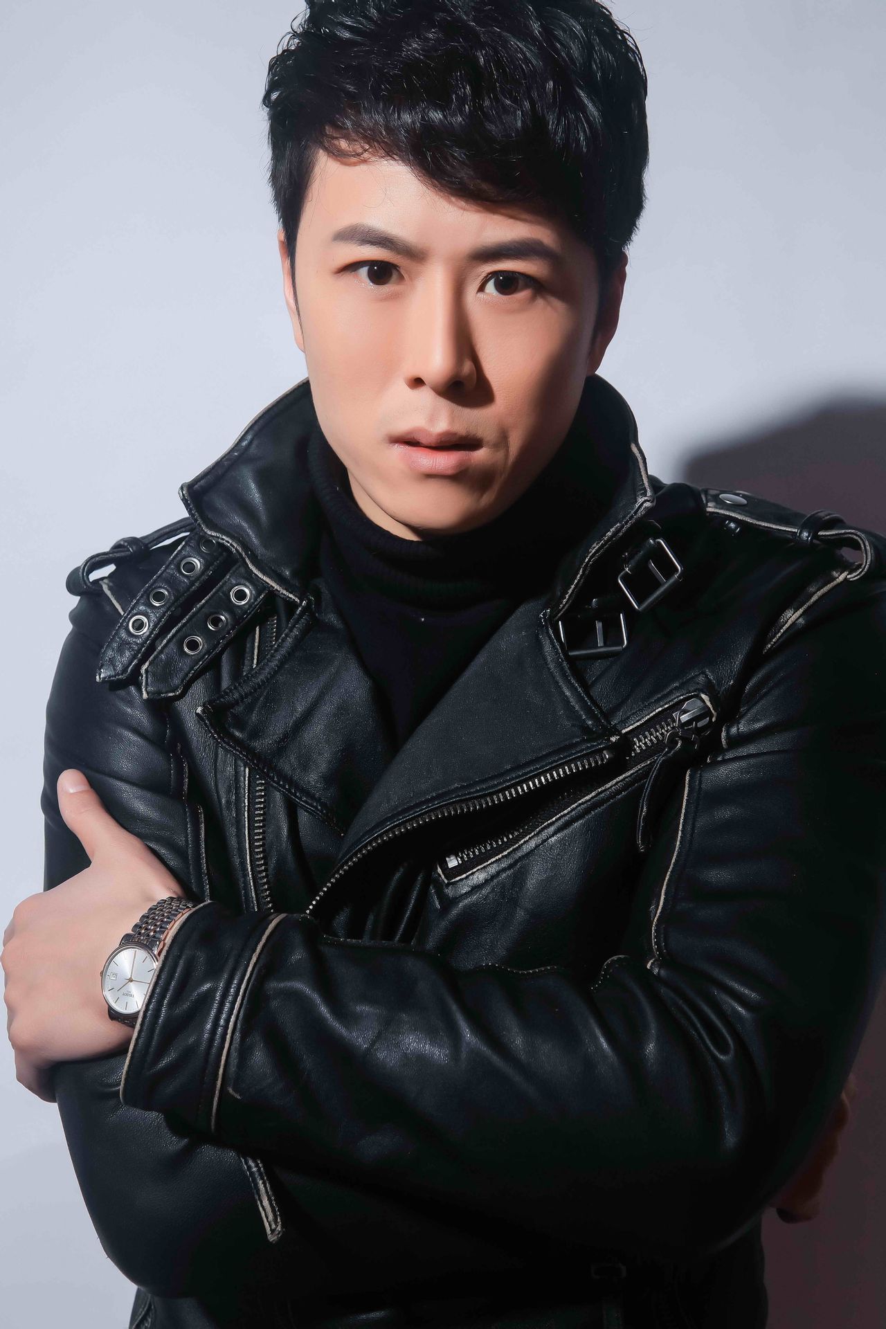 郭伟图册_360百科