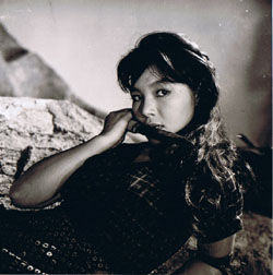 根岸明美图册_360百科