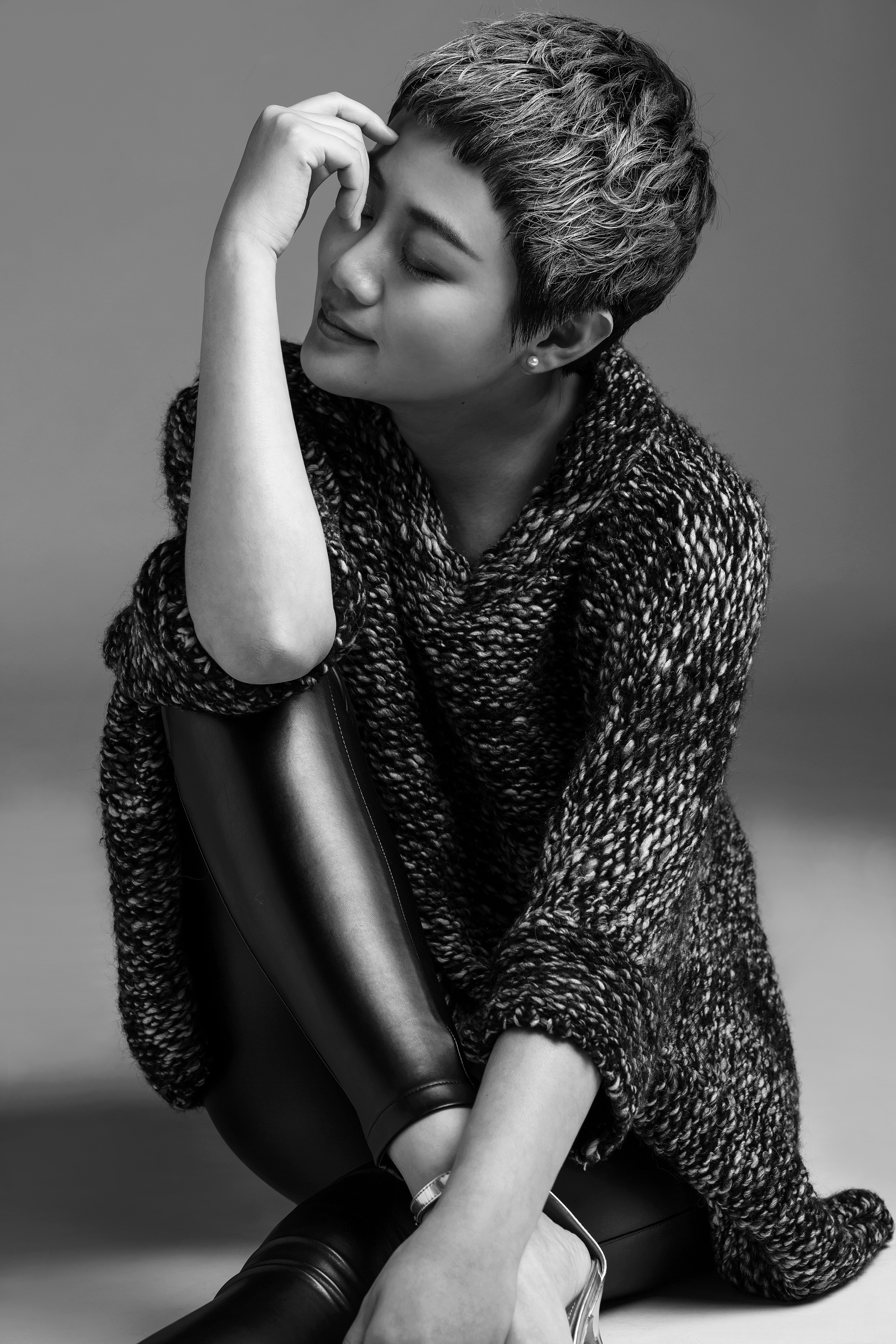 王唯伊图册_360百科