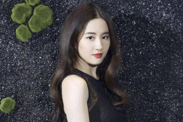 十二星座适合什么发型
