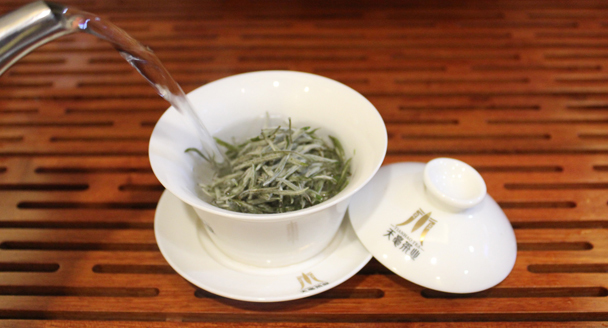 白茶的泡法及冲泡技巧_360新知