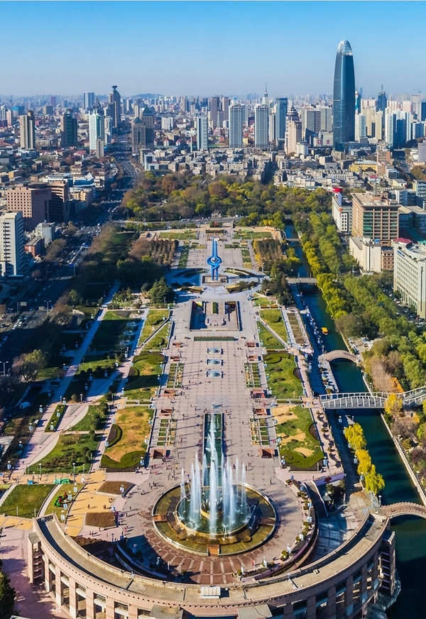 泉城广场图册_360百科