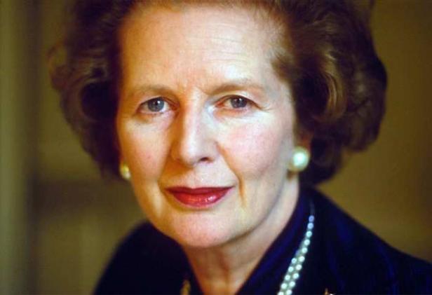 撒切尔夫人自传揭秘英国首相的政治风暴